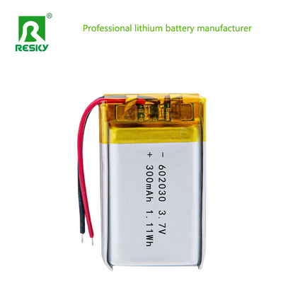 Купить Литий полимер аккумуляторная ячейка 602030 3.7V 300mAh перезаряжаемая Липо Ли-полимерная батарея для хранения устройства Производство в сети